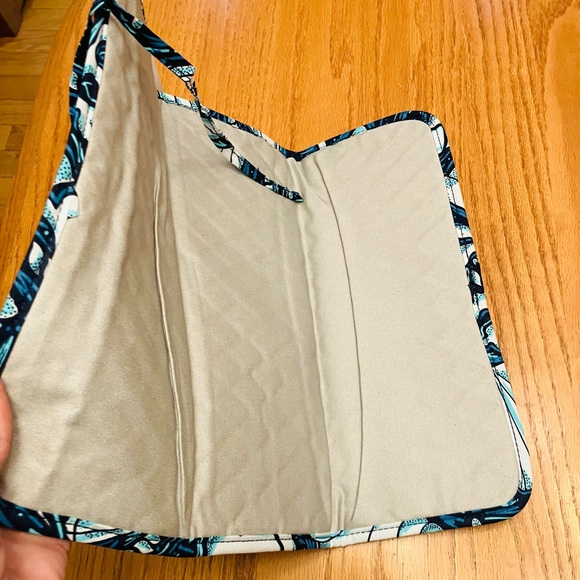 NEW Curling Iron Flat Iron Cover VERA BRADLEY Shore Enough Turtle Nautical Ocean - Picture 5 of 8